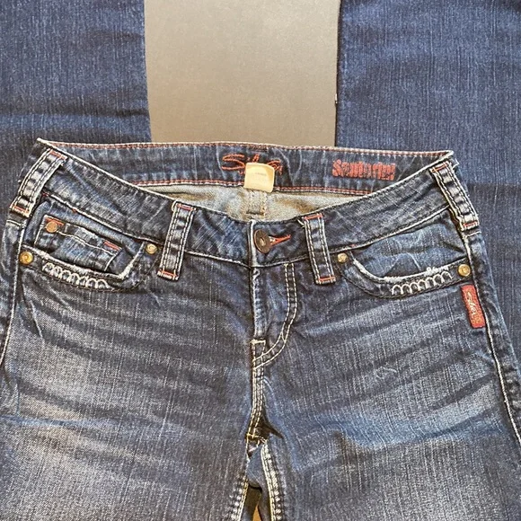 Silver Jeans 26 - Picture 3 of 7